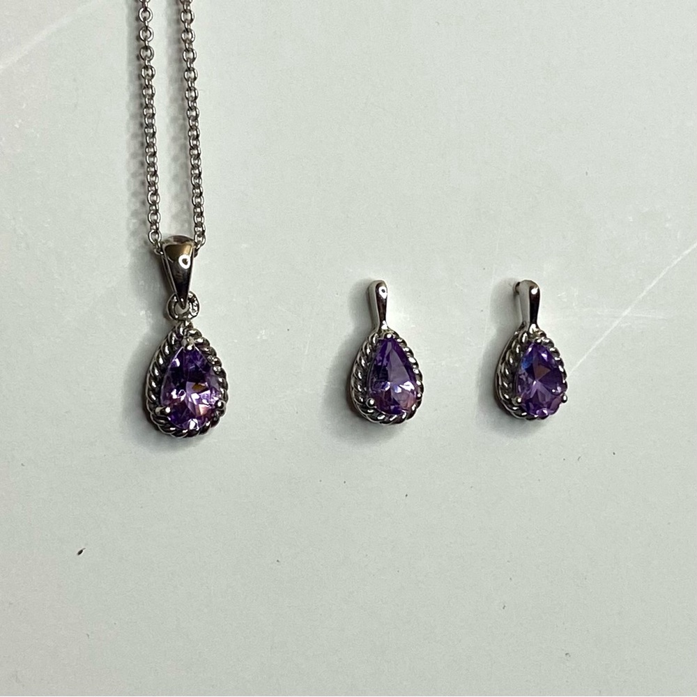 Vintage PurpleAmethyst Set, Earrings and Necklace, Sterling Silver, TGW 3 Carats